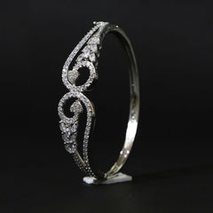 Luxurious Crystal Filigree Bracelet