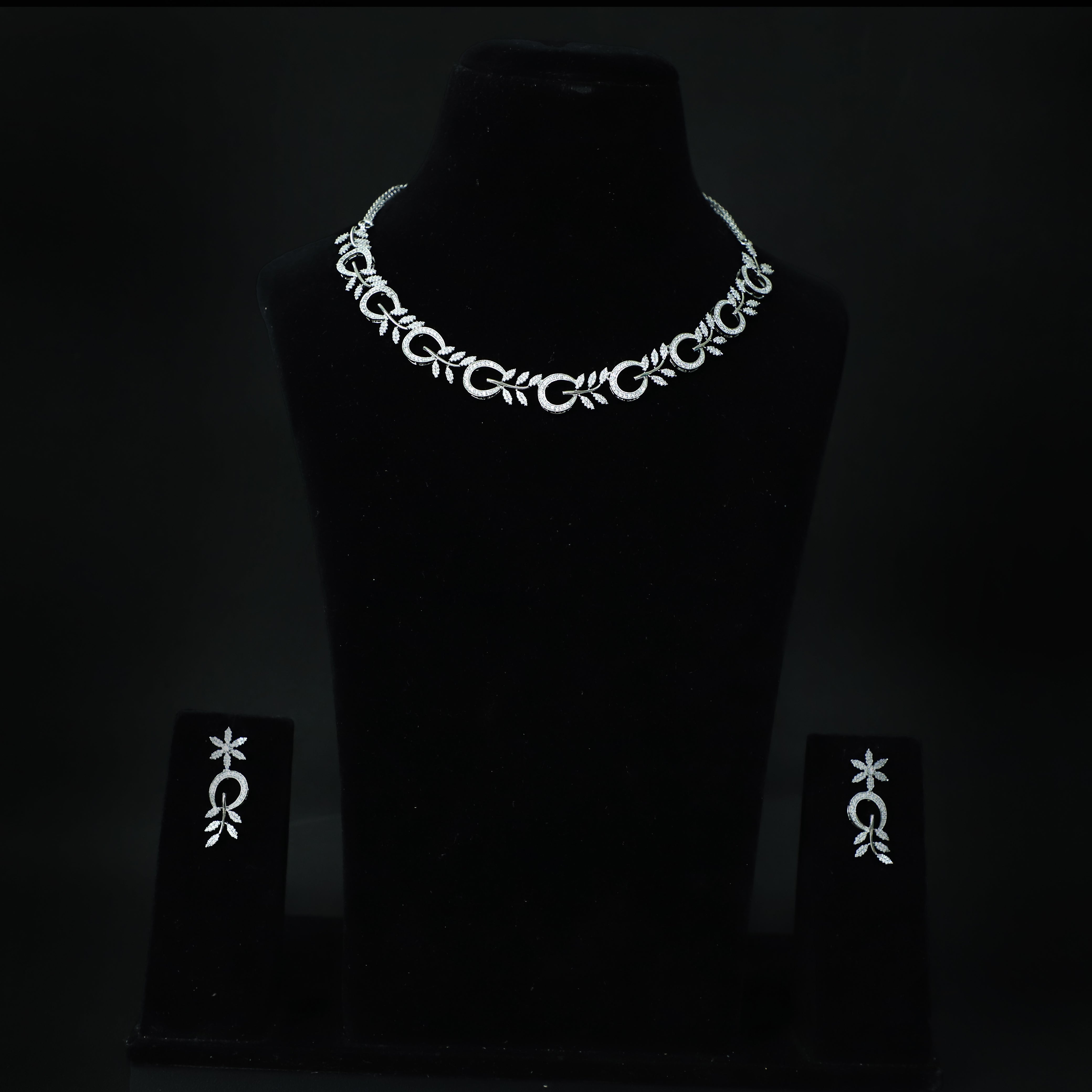 Interlocking Chain Necklace and Earrings Set