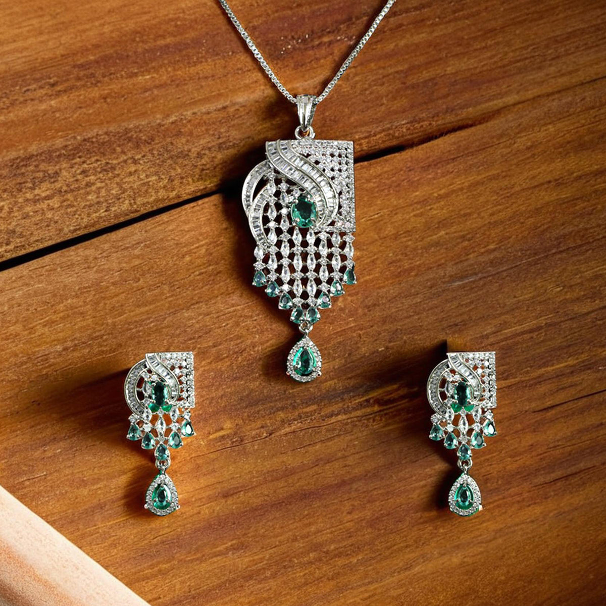 Emerald Cascade Pendant Set